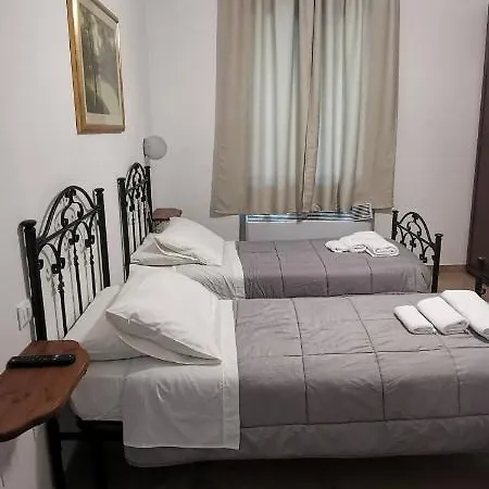 Hotel-locanda Zanzarina D'oro Nel Parco Oglio Sud Fogadó